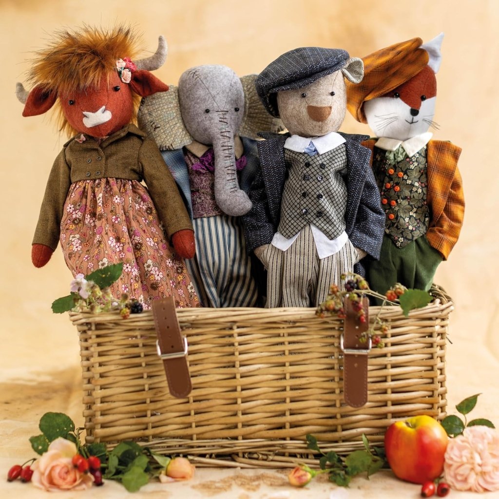 Claire Bowman: Sew Felt Animals From Apple Blossom Wood - Tales for Tadpoles