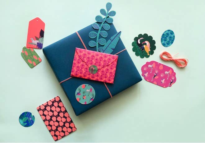 Gift Decoration Set: Exotic - Tales for Tadpoles