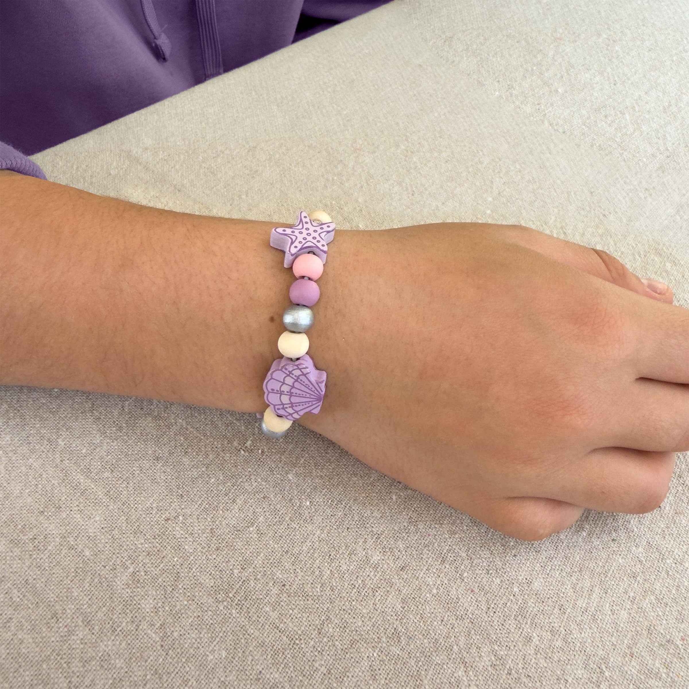 Bracelet Making Kit: Seashell Treasures
