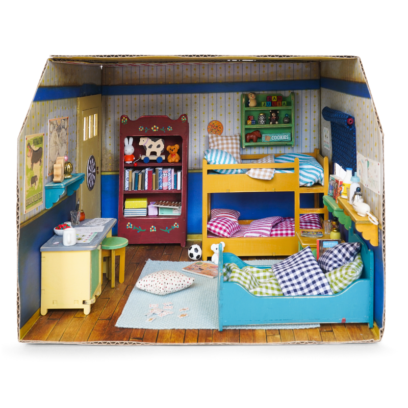 Mouse Mansion: Cardboard Room - Kid's Bedroom