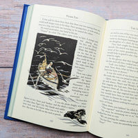 J.M. Barrie: Peter Pan, illustrated by Gwynedd Hudson - Tales for Tadpoles