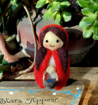 Needle Felting Workshop with Jenni Kilgallon: 13th Aug 5pm - Red Riding Hood - Tales for Tadpoles