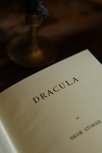 Notebook: Dracula by Bram Stoker, 1897 - Tales for Tadpoles