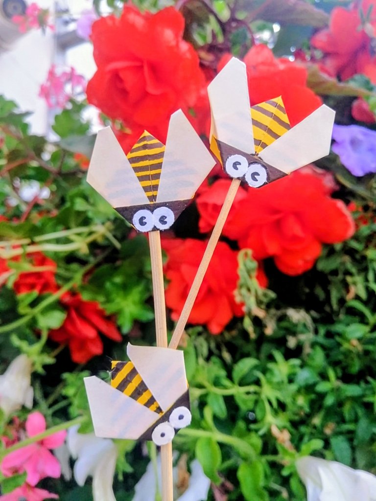 Sunday 16th August 11.30am: Origami Garden with Ruth Keating - Tales for Tadpoles